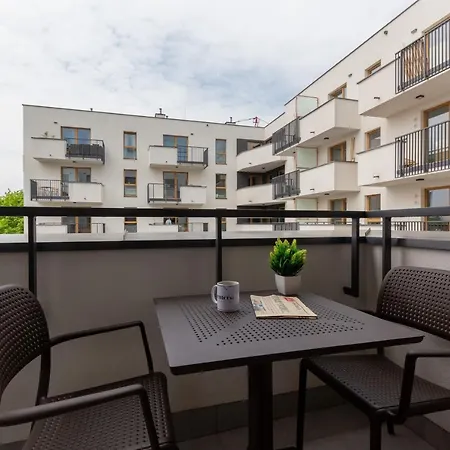 Nova Ochota Lopuszanska By Renters Warsaw
